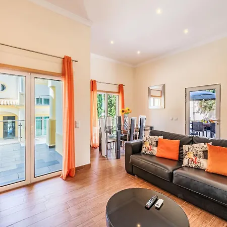 Parra By Interhome