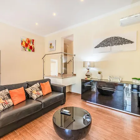 Parra By Interhome