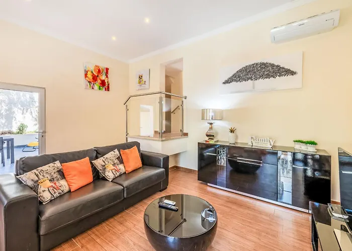 Parra By Interhome